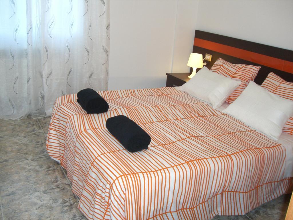 Pension Aqua Rooms Portomarin Exterior photo