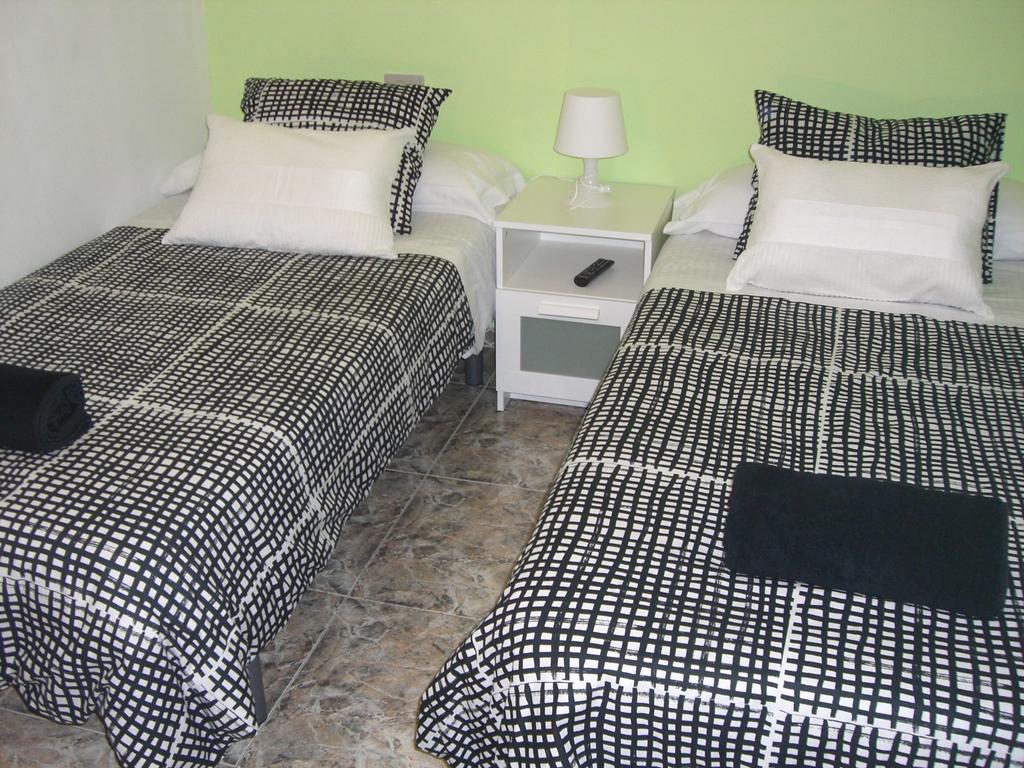 Pension Aqua Rooms Portomarin Exterior photo
